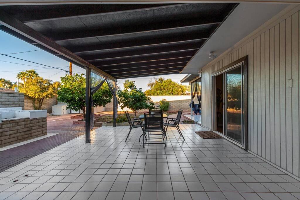 New Midtown Modern Studio With Backyard Phoenix Exterior foto